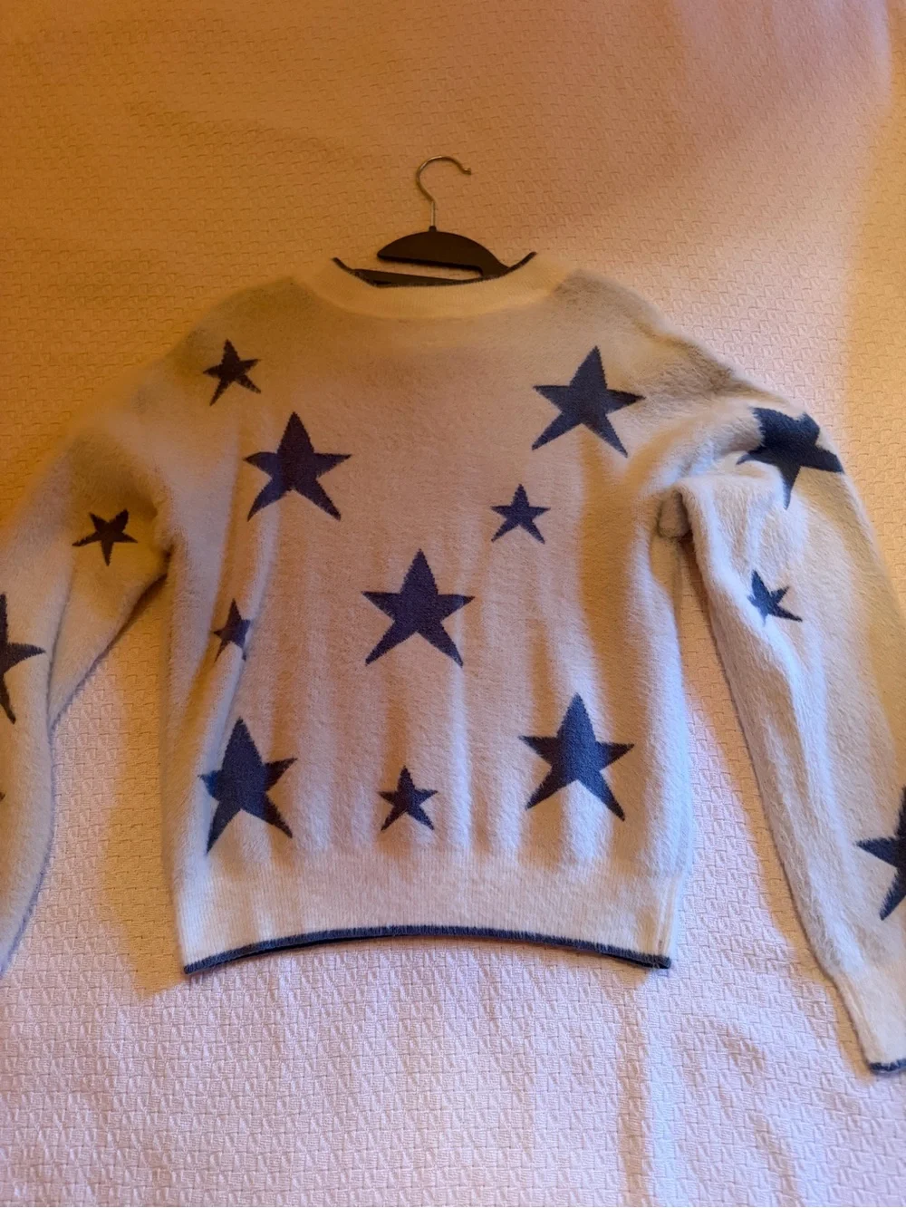 Star Pattern Crewneck Sweater - Blue Stars on white